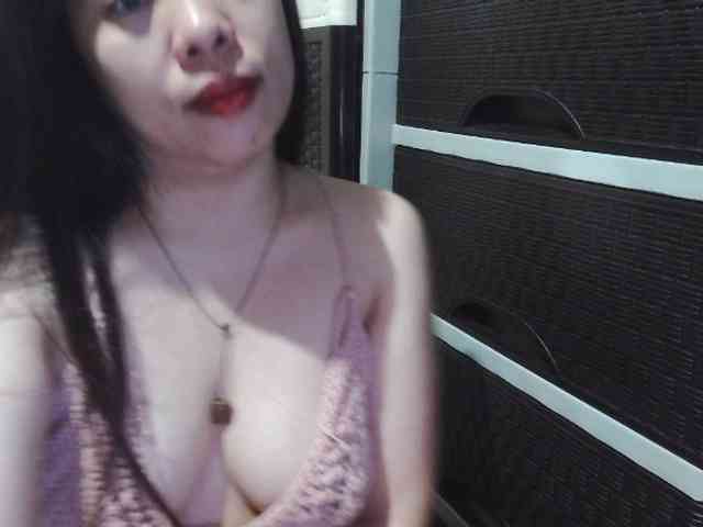 Cassiee webcam
