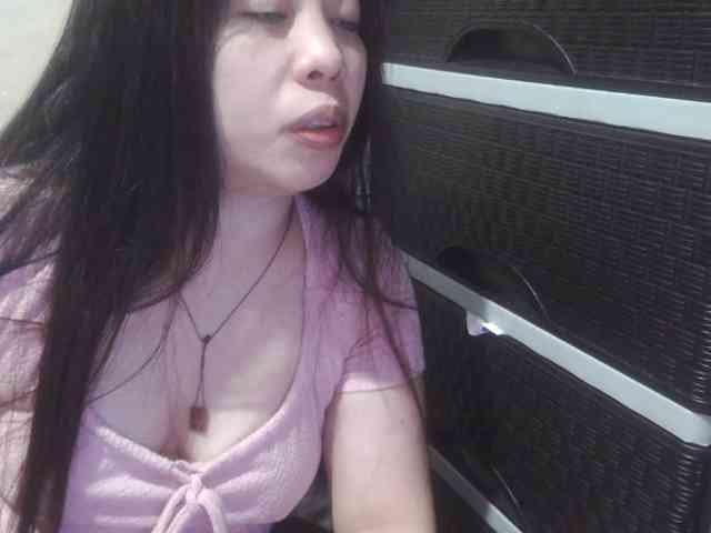 Cassiee webcam