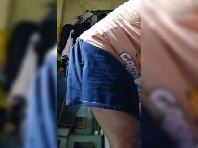Cassiee webcam