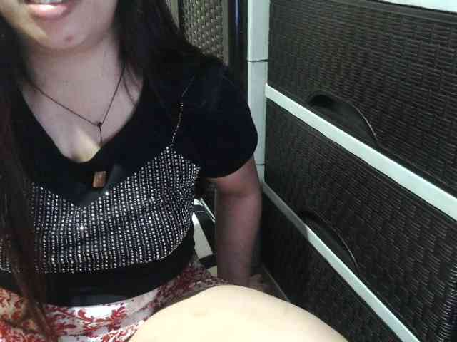 Cassiee webcam