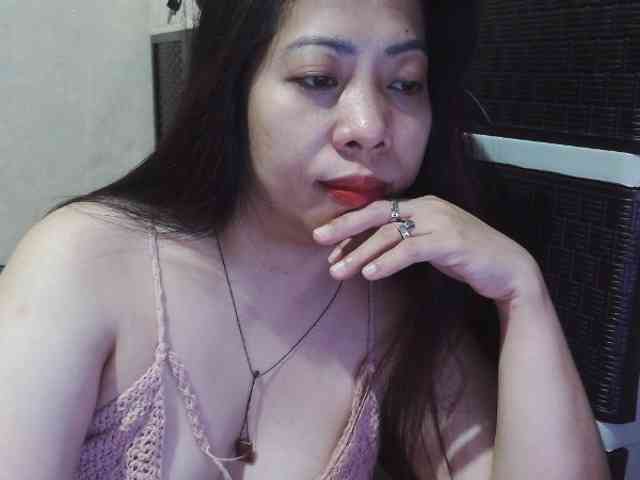 Cassiee webcam