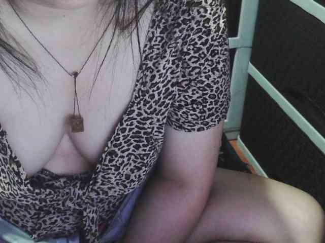 Cassiee webcam