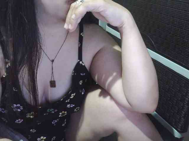 Cassiee webcam