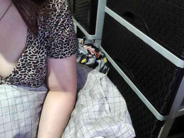 Cassiee webcam