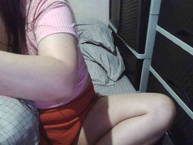 Cassiee webcam