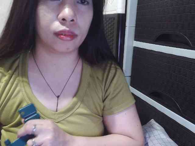Cassiee webcam