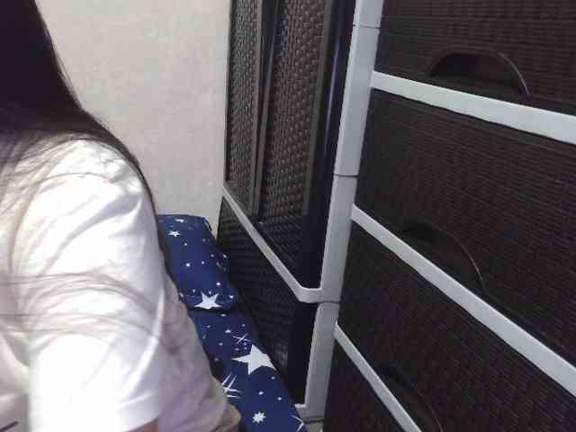 Cassiee webcam