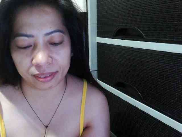 Cassiee webcam