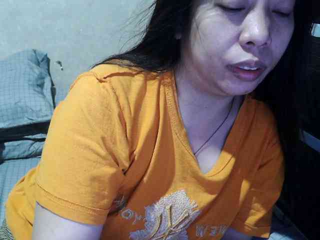 Cassiee webcam