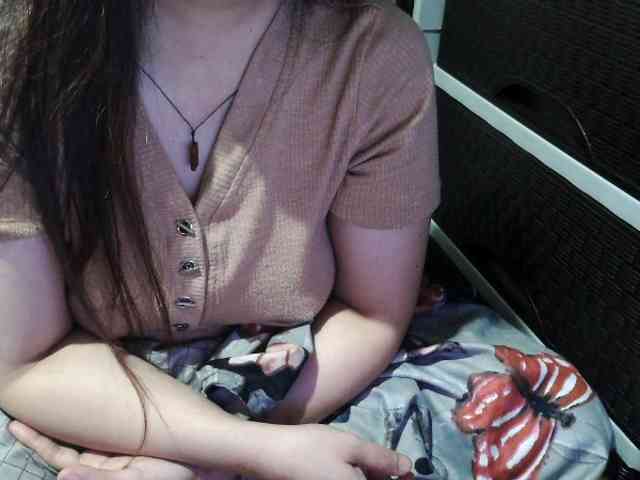Cassiee webcam