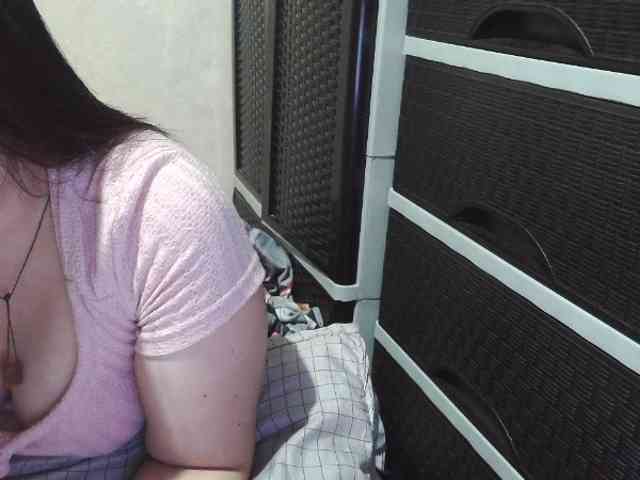 Cassiee webcam