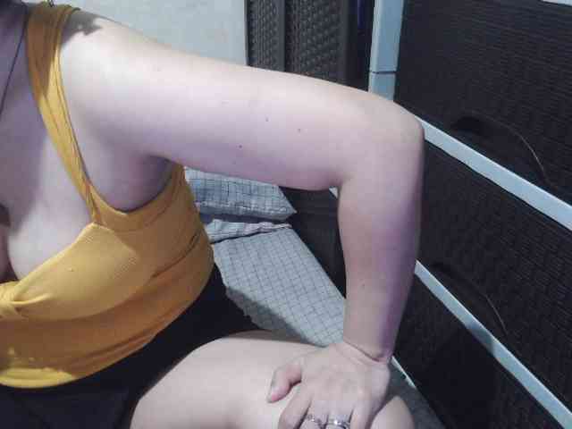 Cassiee webcam