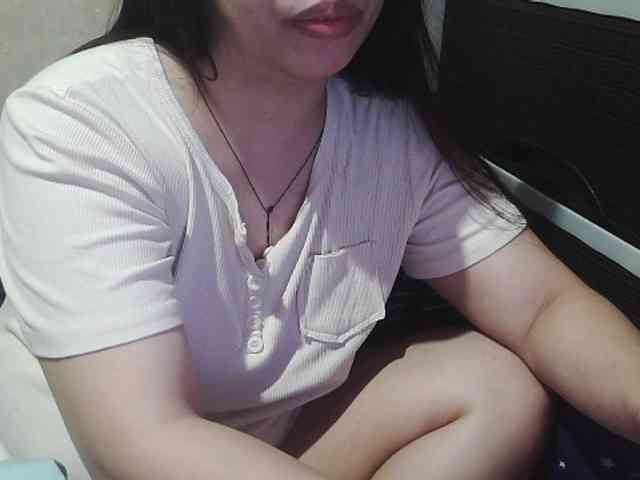 Cassiee webcam