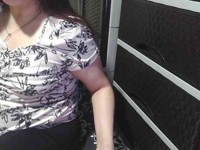 Cassiee webcam
