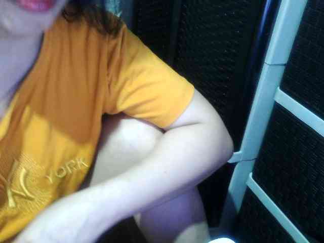 Cassiee webcam