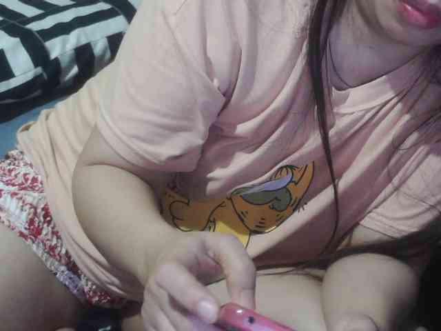 Cassiee webcam