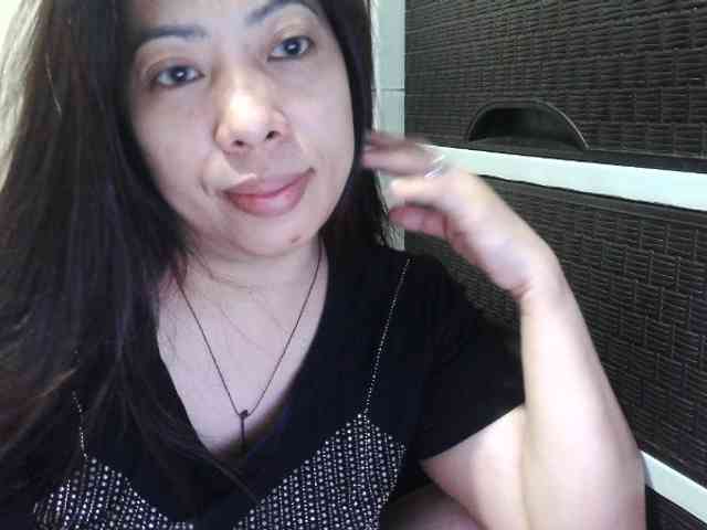 Cassiee webcam