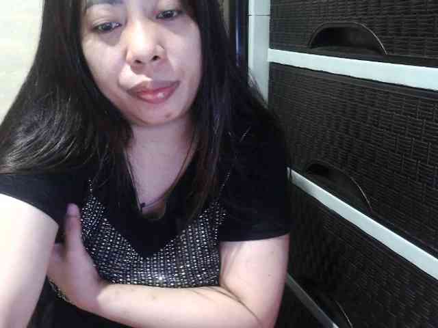 Cassiee webcam