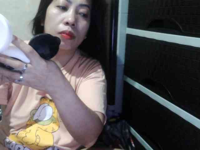 Cassiee webcam