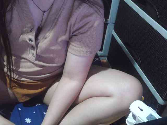Cassiee webcam