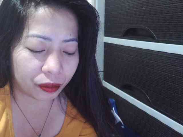 Cassiee webcam