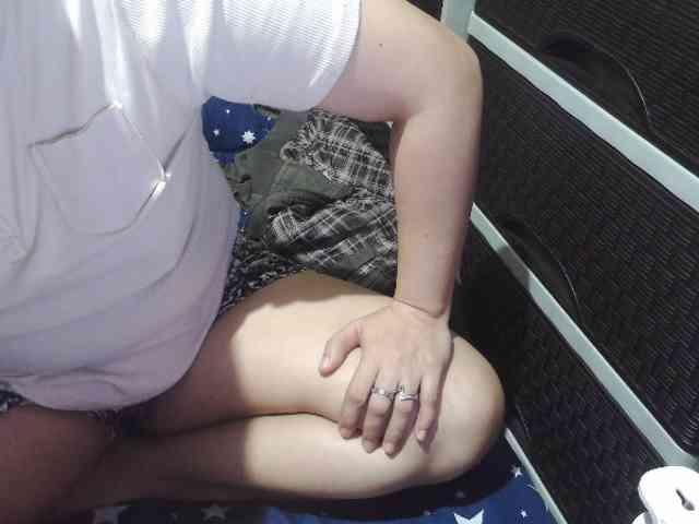 Cassiee webcam