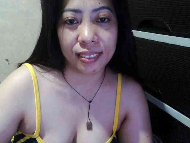 Cassiee webcam