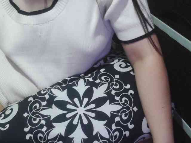 Cassiee webcam