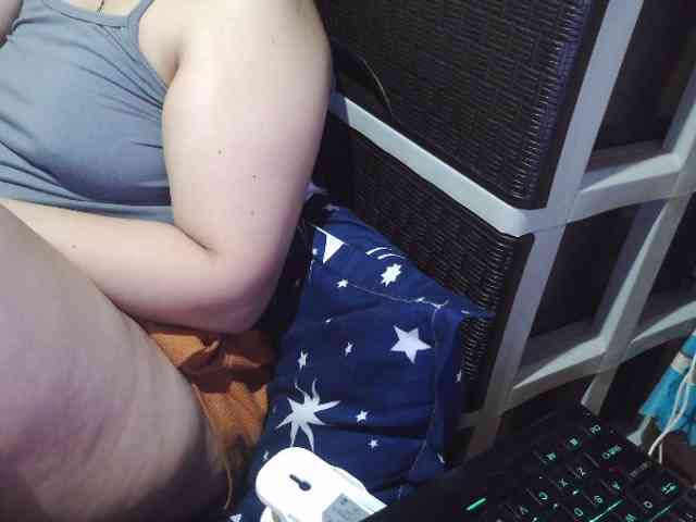 Cassiee webcam