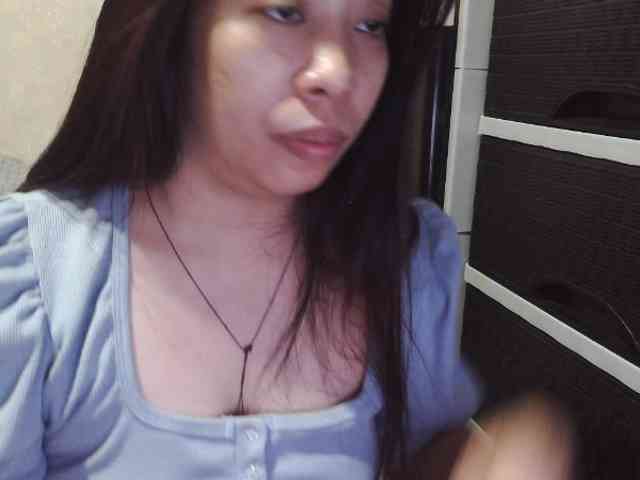 Cassiee webcam