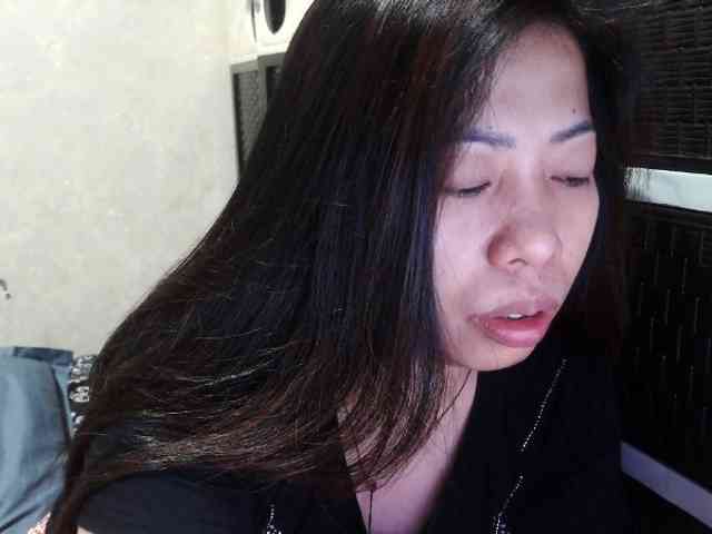 Cassiee webcam