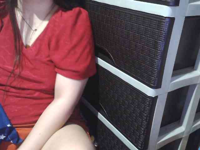 Cassiee webcam