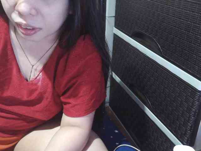 Cassiee webcam