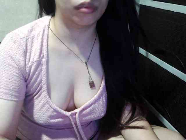Cassiee webcam