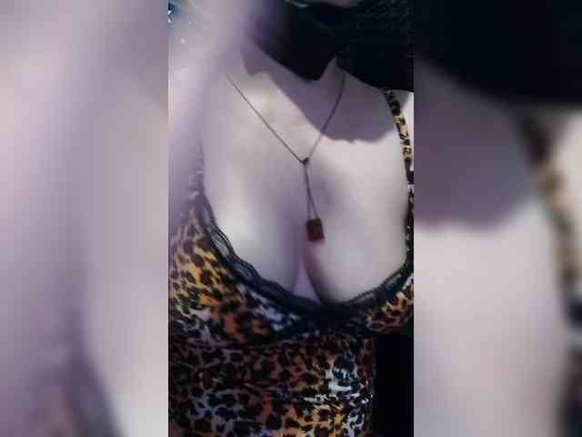 Cassiee webcam