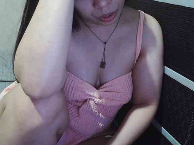 Cassiee webcam