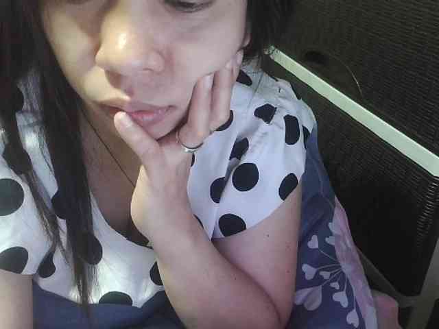 Cassiee webcam