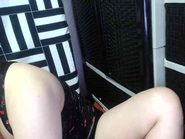 Cassiee webcam