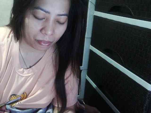 Cassiee webcam