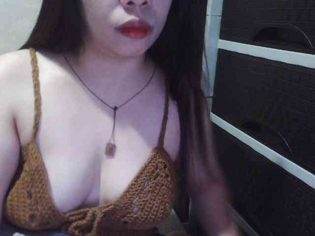 Cassiee webcam