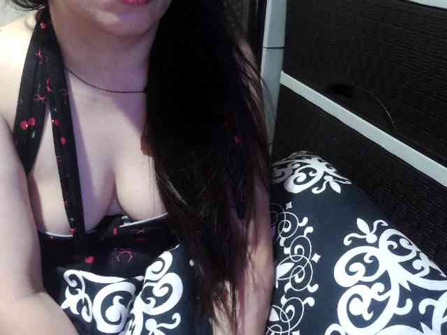 Kazzandra webcam