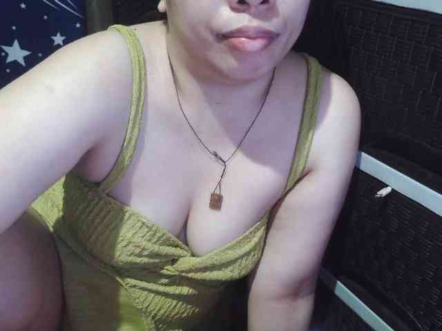 Cassiee webcam