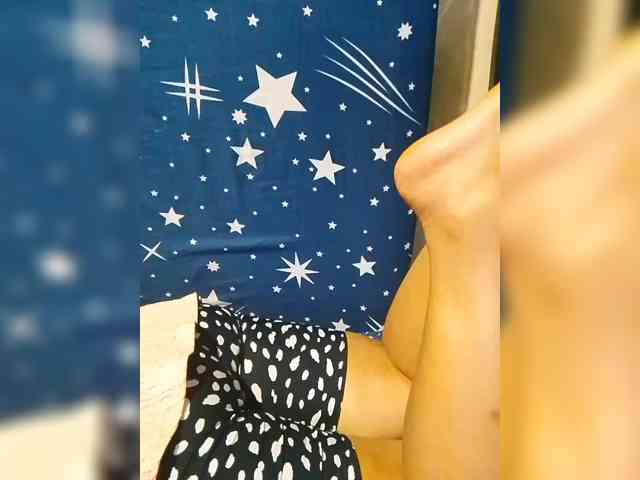 Cassiee webcam