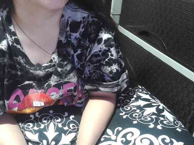 Kazzandra webcam