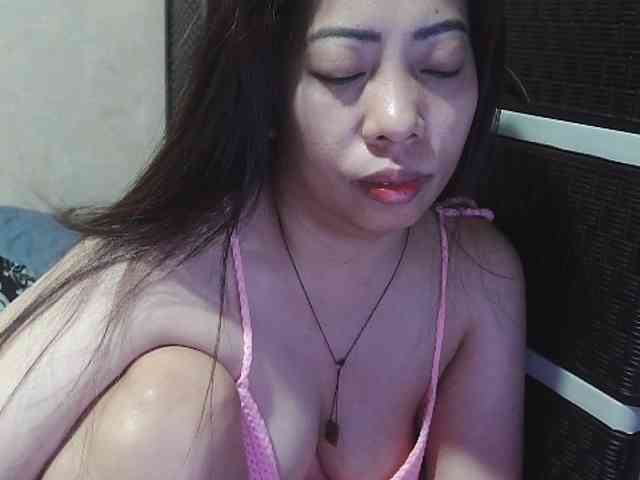 Cassiee webcam