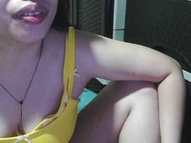 Kazzandra webcam