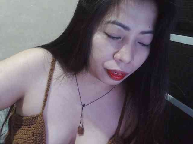 Cassiee webcam