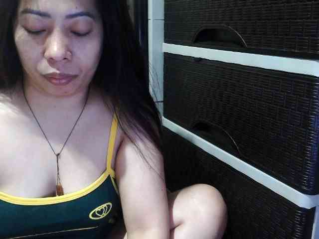 Cassiee webcam