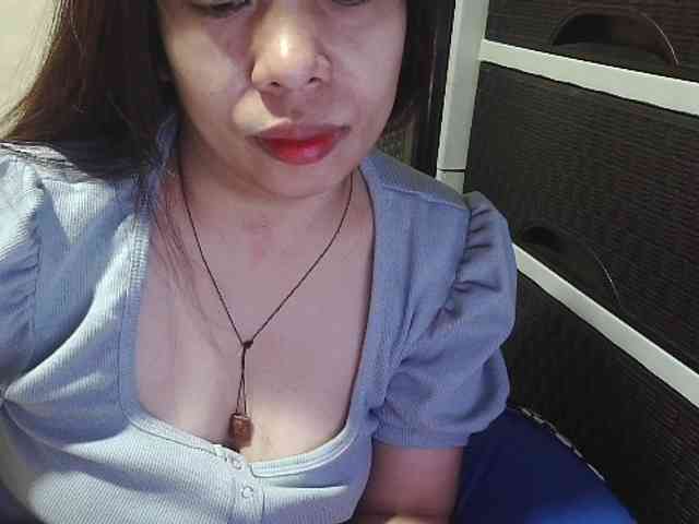 Cassiee webcam