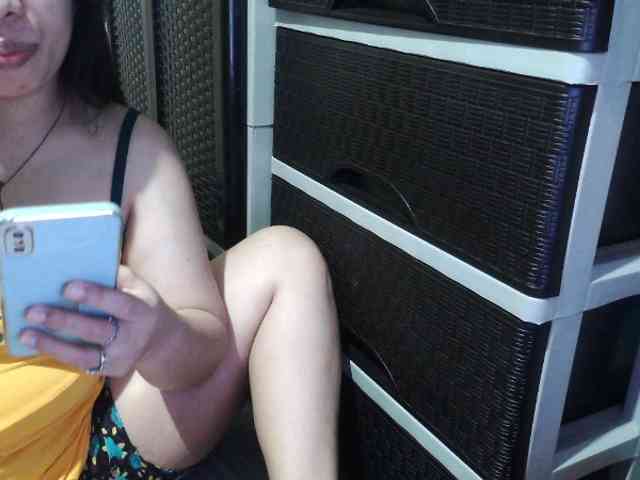 Cassiee webcam